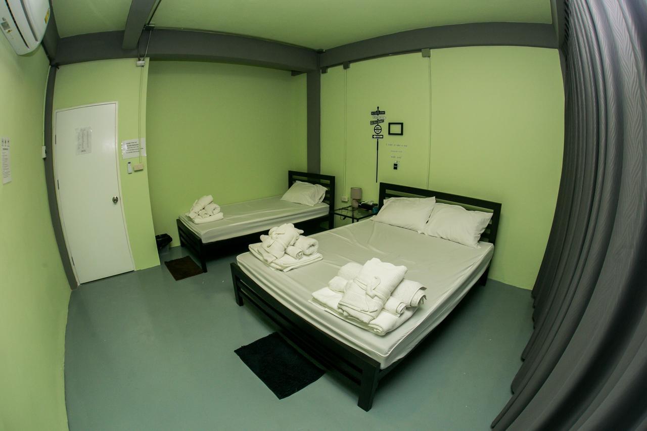 Samsen 8 Hostel Bangkok Buitenkant foto