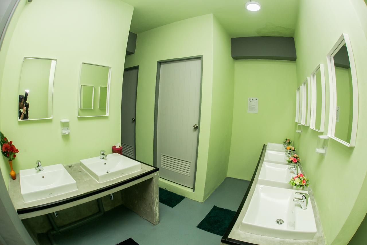 Samsen 8 Hostel Bangkok Buitenkant foto