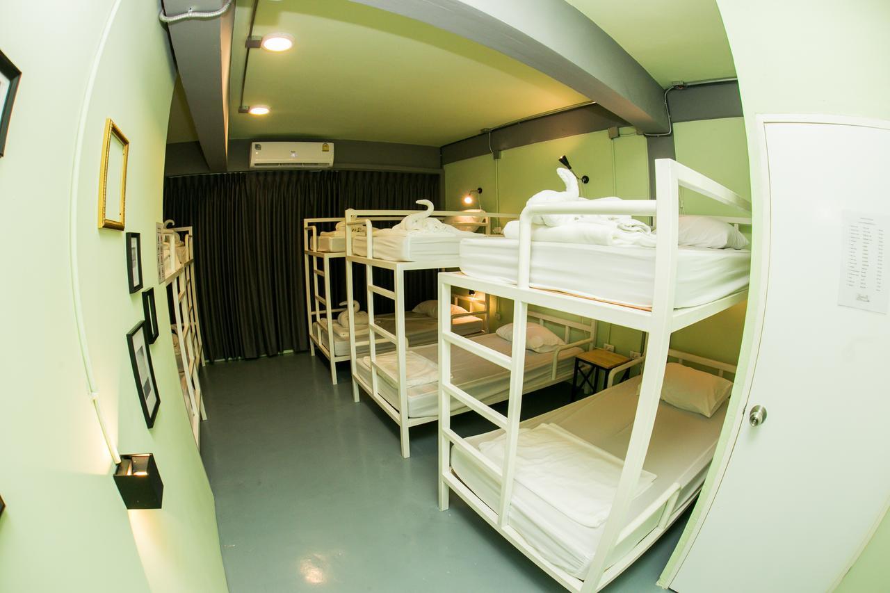 Samsen 8 Hostel Bangkok Buitenkant foto