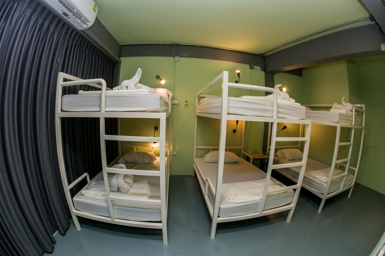 Samsen 8 Hostel Bangkok Buitenkant foto